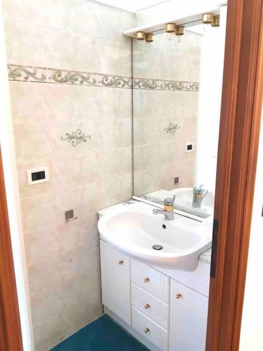 Sanremo Like: In Centro E Con Garage! Apartment ภายนอก รูปภาพ