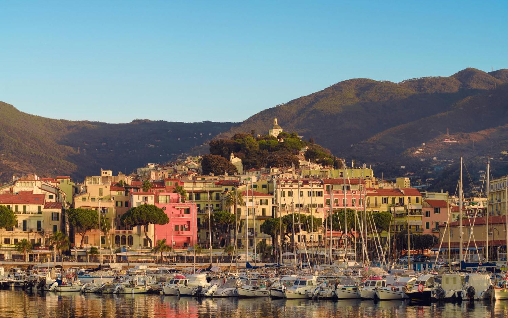 Sanremo Like: In Centro E Con Garage! Apartment ภายนอก รูปภาพ